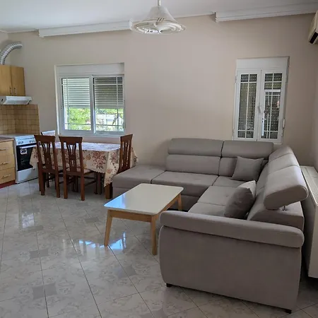 Vila Albert Villa *