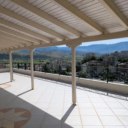 Villa Vila Albert Gjirokaster